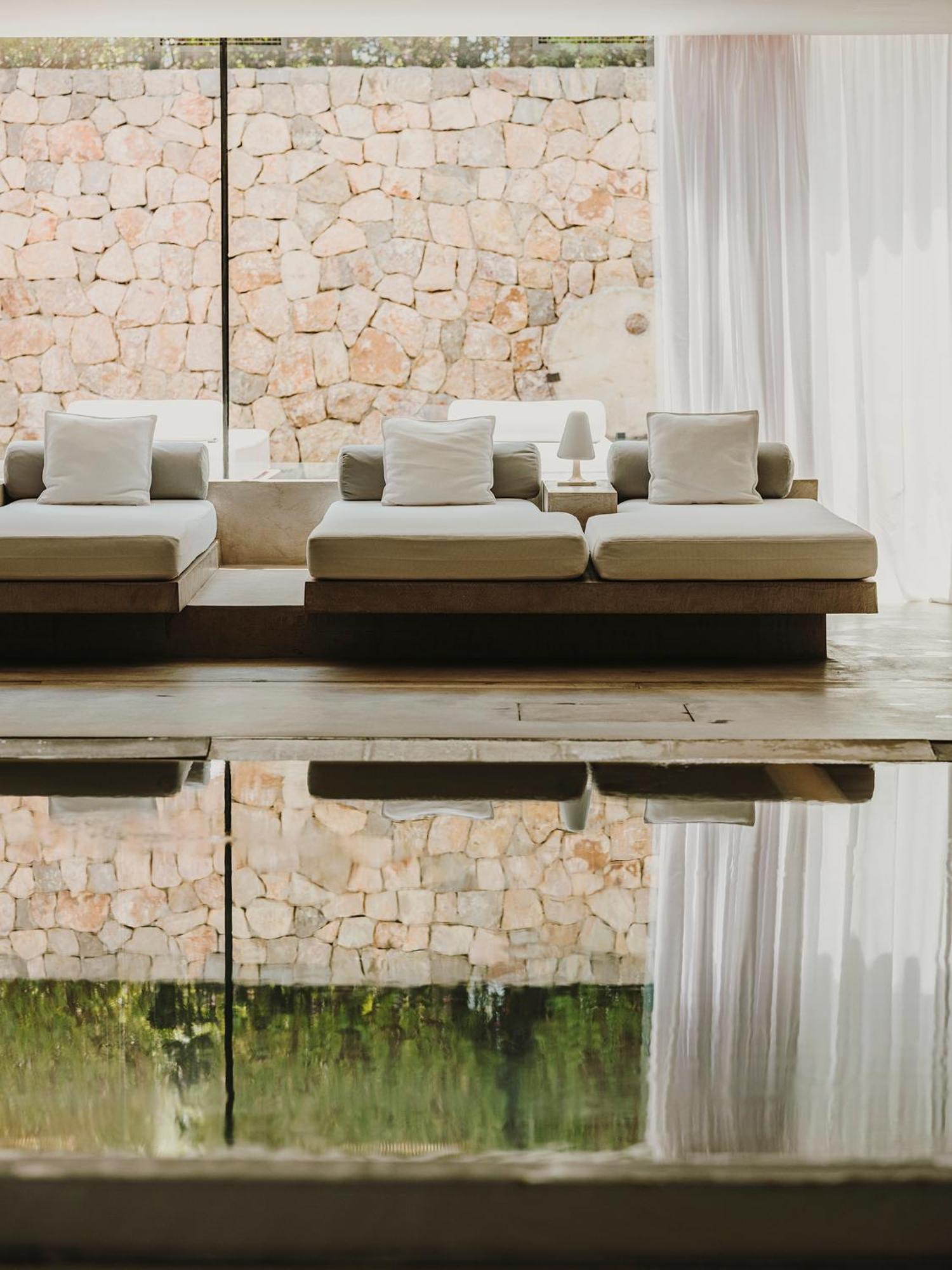 Aguas De Ibiza Grand Luxe Hotel - Small Luxury Hotel Of The World Santa Eularia des Riu Ngoại thất bức ảnh The interior of the house